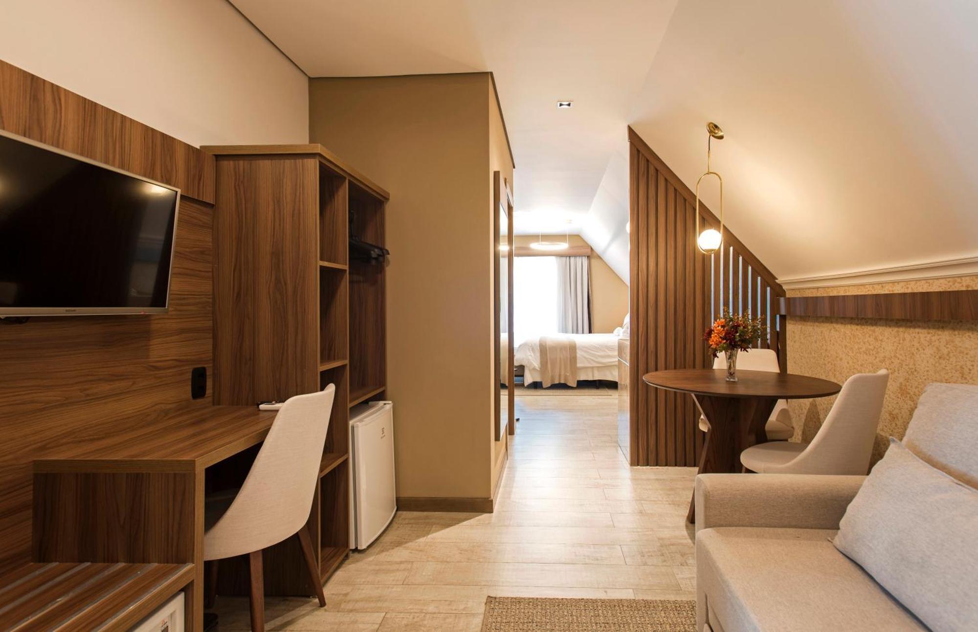 Hotel Fioreze Primo - 800m Da Rua Coberta Gramado